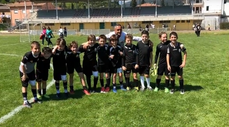 foto di gruppo squadra oratorio salesiano di Macerata