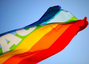 Pace ed economia: investire nel futuro, non nelle armi Pace ed economia: investire nel futuro, non nelle armi